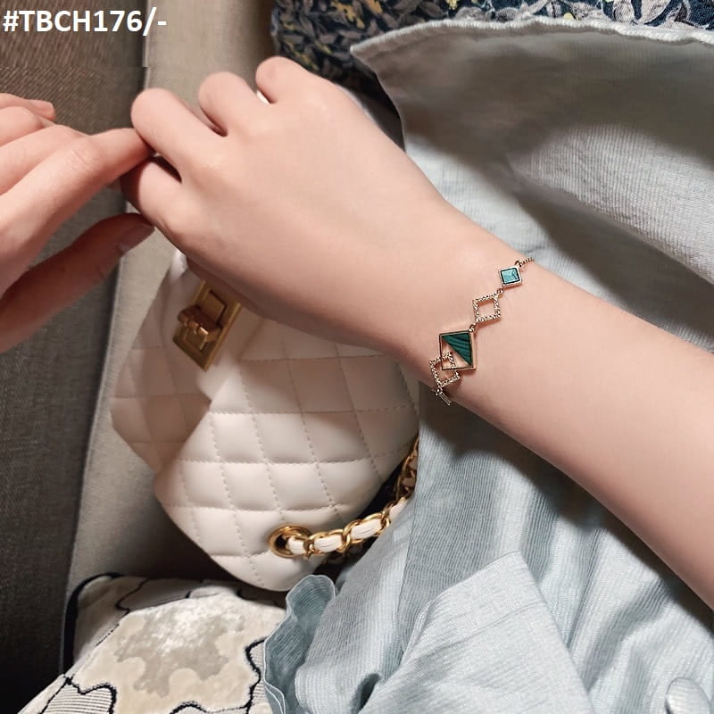 Adjustable Frame/Box Link Hand Bracelet