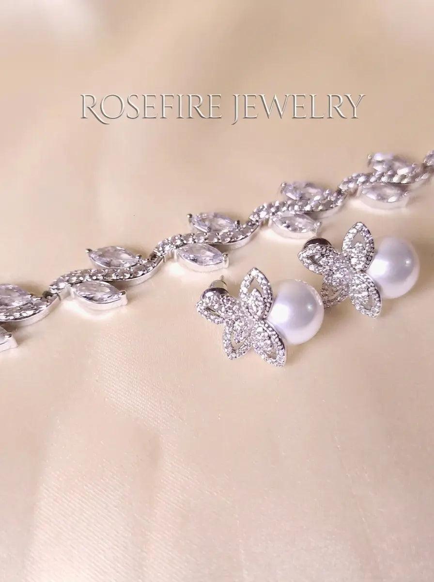 Leaf Zirconia Braclet