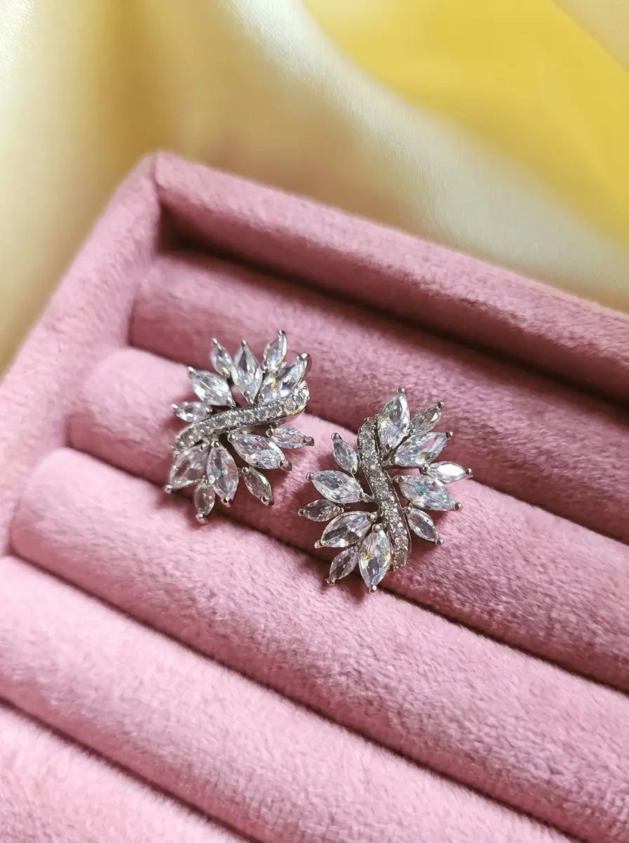 Clustrous Spark Studs