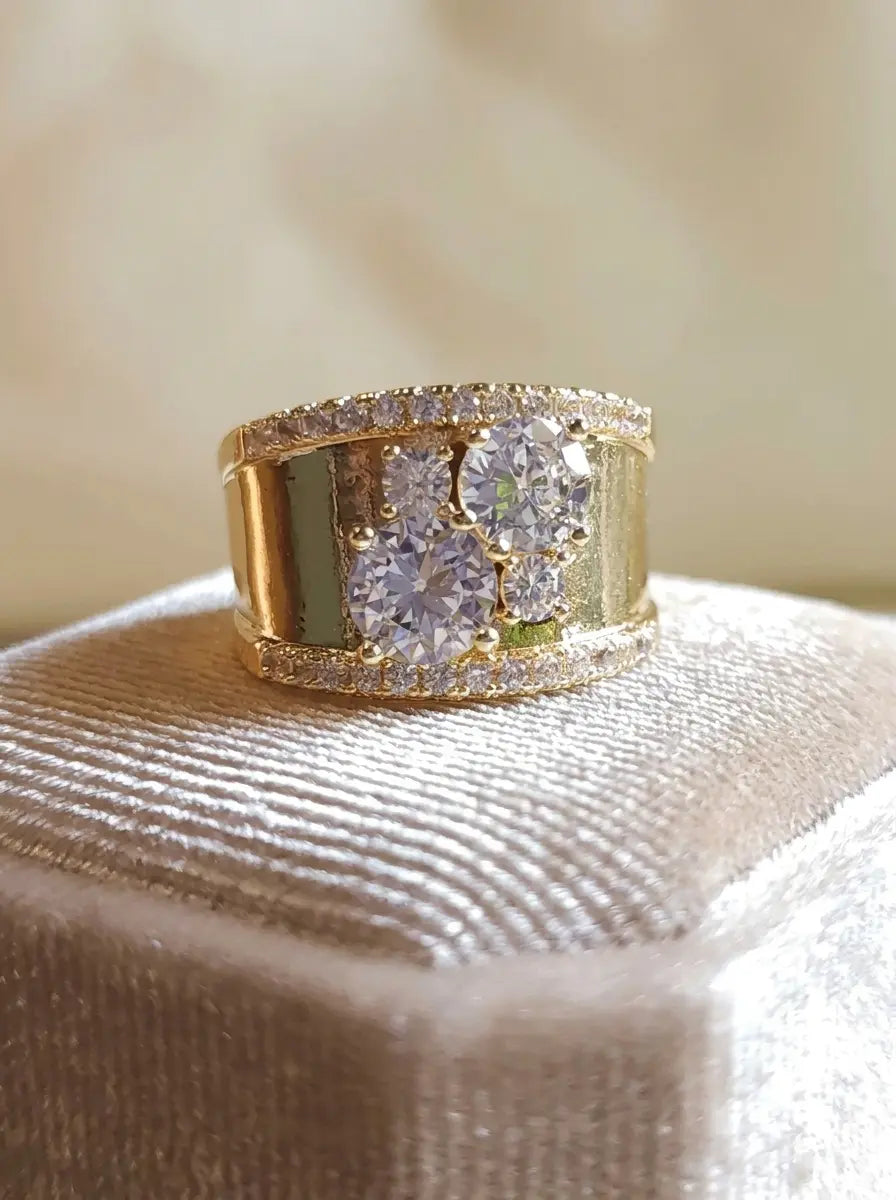 Luxe Prism Gold Ring