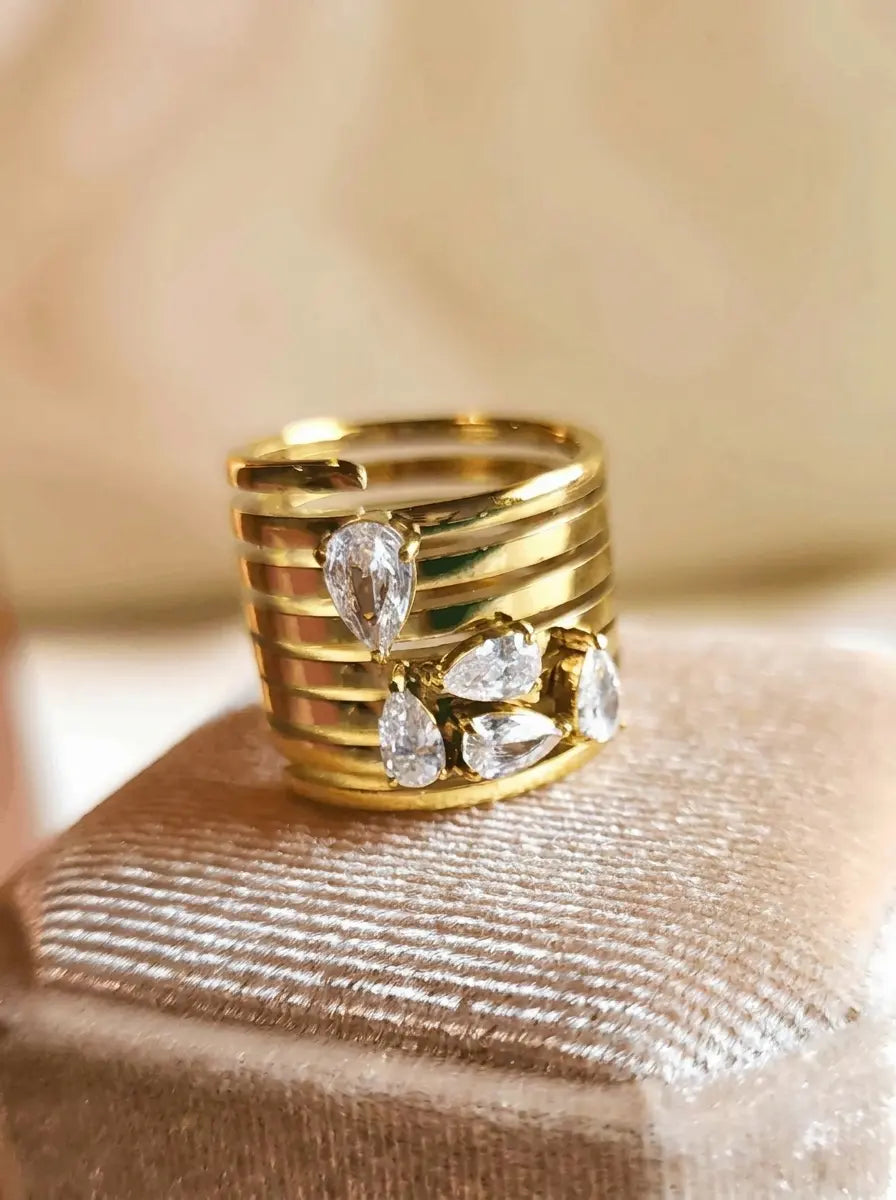 Nova Stack Gold Ring
